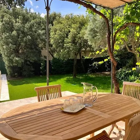 De Charme Avec Piscine 5 Min D'avignon *