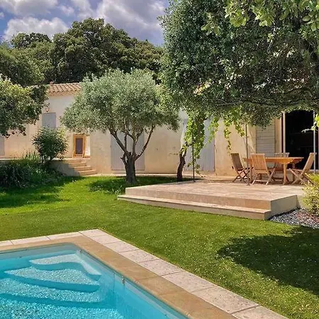Vila De Charme Avec Piscine 5 Min D'avignon *