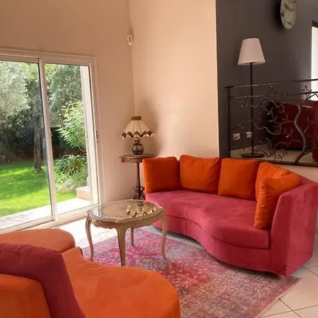 De Charme Avec Piscine 5 Min D'avignon