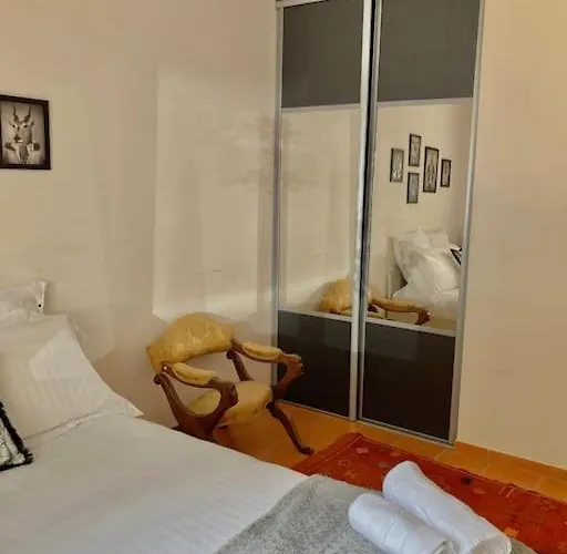 De Charme Avec Piscine 5 Min D'avignon Villa *