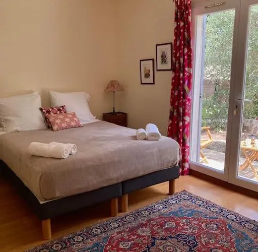 Вилла De Charme Avec Piscine 5 Min D'avignon *