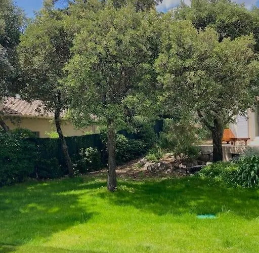 De Charme Avec Piscine 5 Min D'avignon